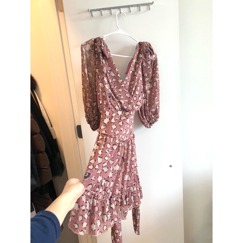 SELFIE LESLIE CHERISH BOW SHOULDER RUFFLE DETAIL DRESS ROSE - Picture 7 of 13